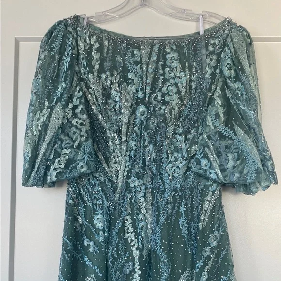 Mac Duggal Lace Women Dress in Teal